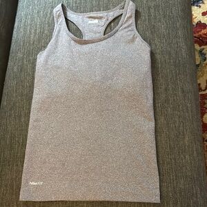 Nike Gray Fitted Sleeveless Tank Top